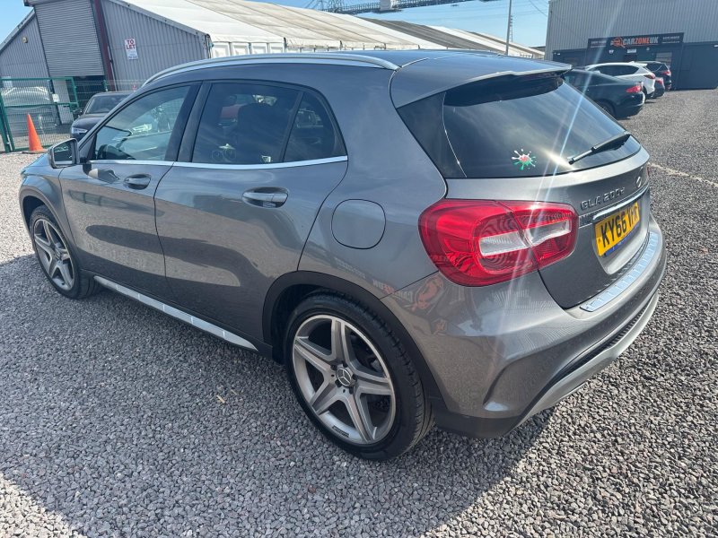 MERCEDES-BENZ GLA CLASS