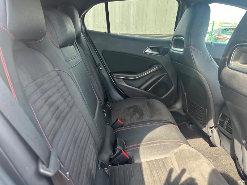MERCEDES-BENZ GLA CLASS
