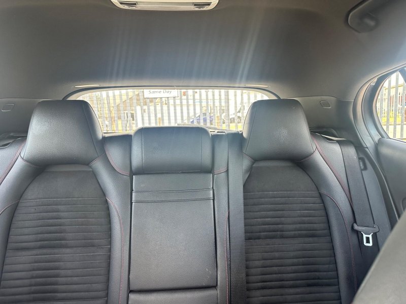 MERCEDES-BENZ GLA CLASS