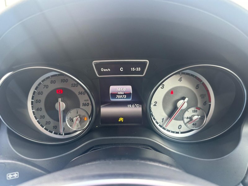 MERCEDES-BENZ GLA CLASS