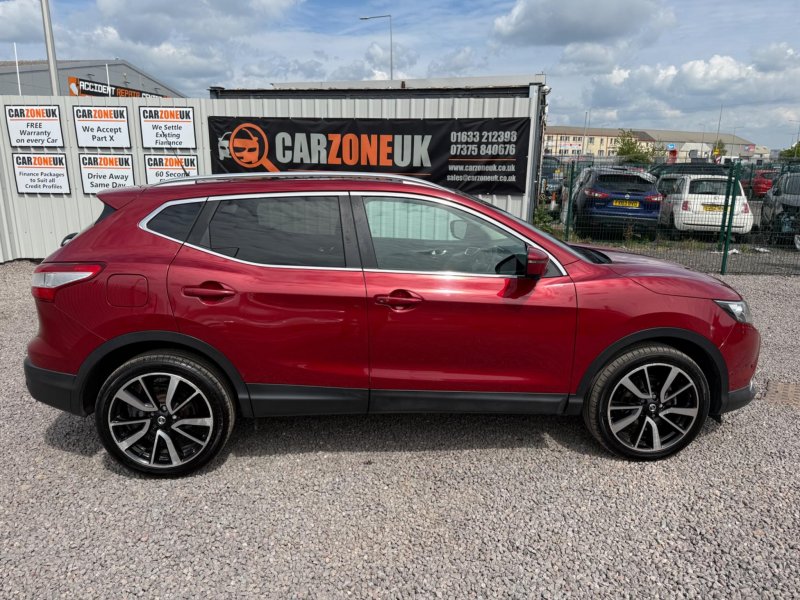 NISSAN QASHQAI