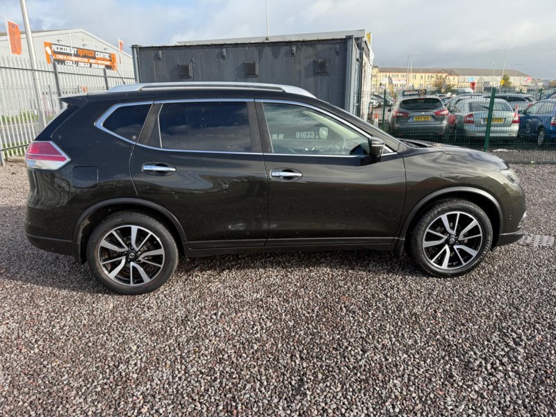NISSAN X-TRAIL