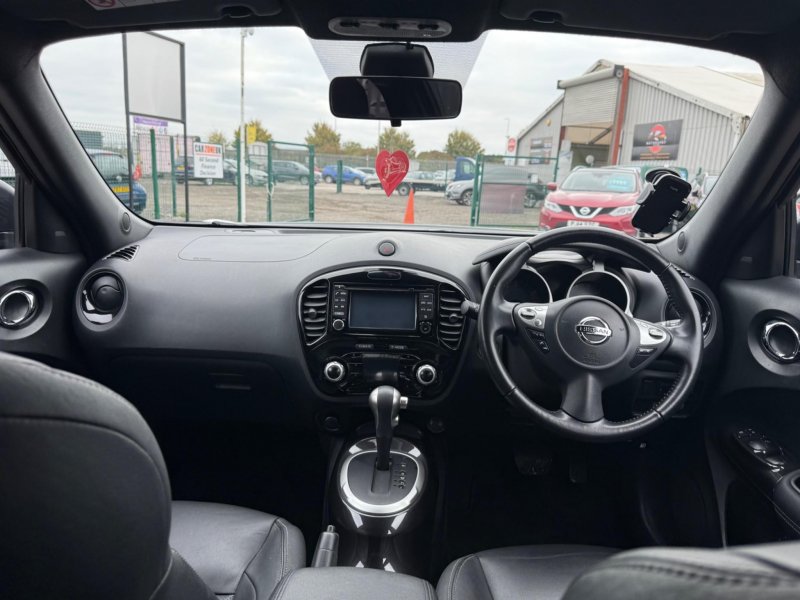 NISSAN JUKE