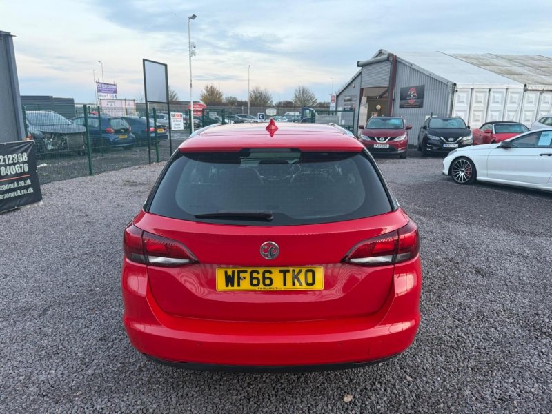 VAUXHALL ASTRA