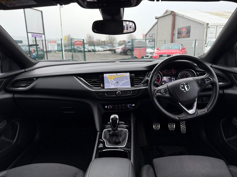 VAUXHALL INSIGNIA
