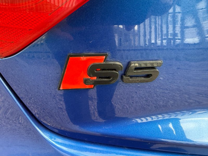 AUDI S5