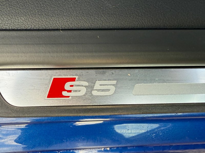 AUDI S5